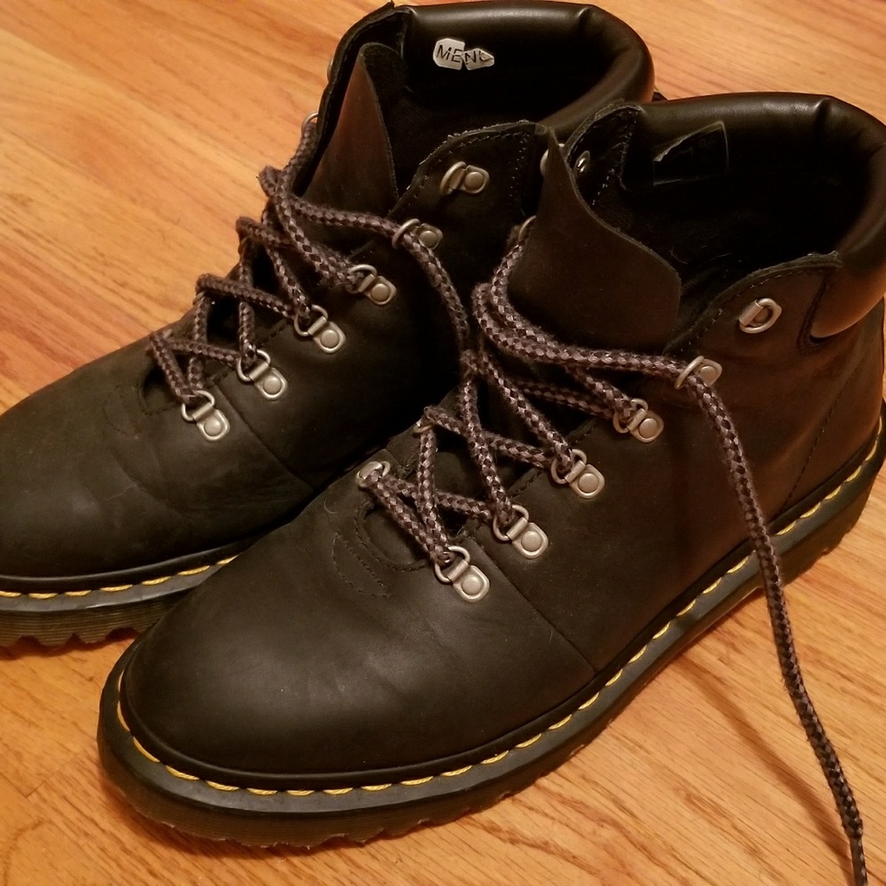 Mens Dr. Martens Air Wair